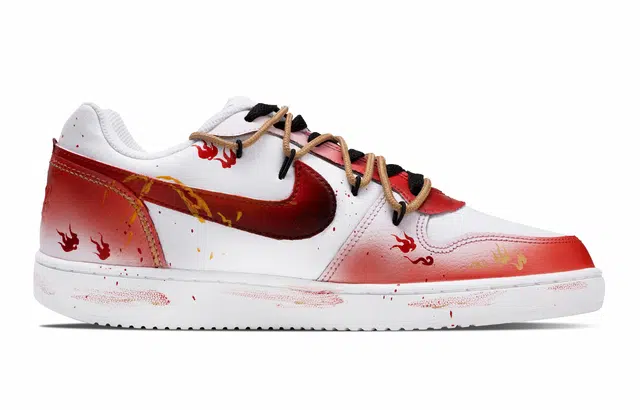 Nike EBERNON