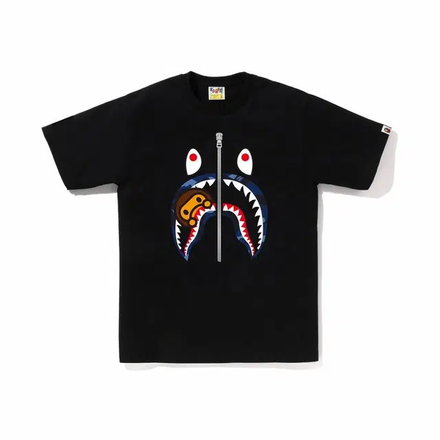 A BATHING APE Shark Print T-Shirt