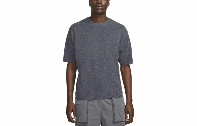 Nike Sportswear Tech Pack LogoT