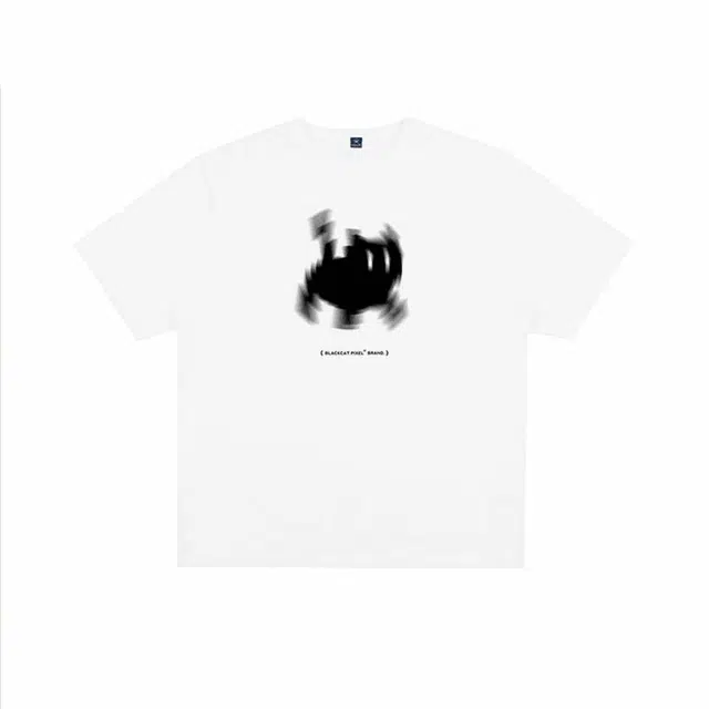 Black cat Pixel T