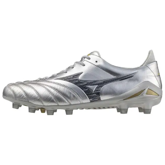 Mizuno Morelia Neo 4