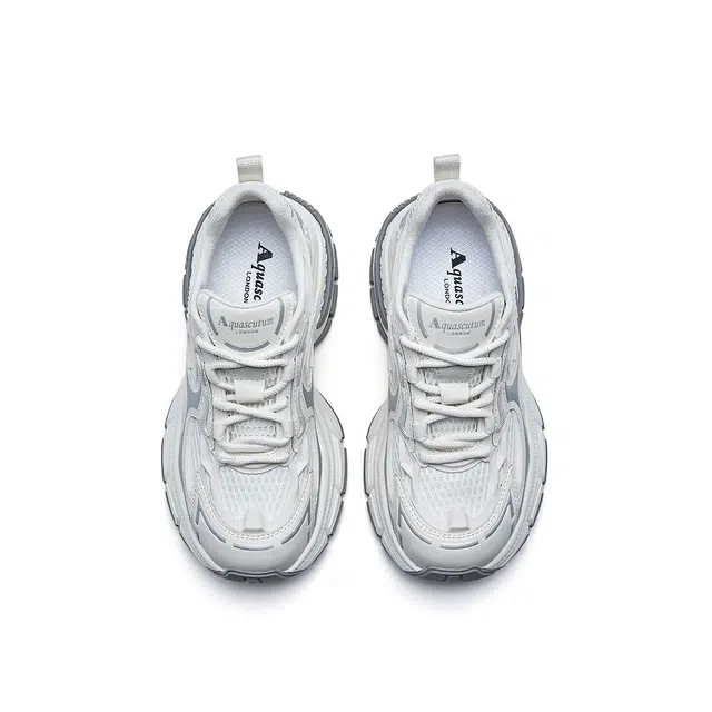 AQUASCUTUM