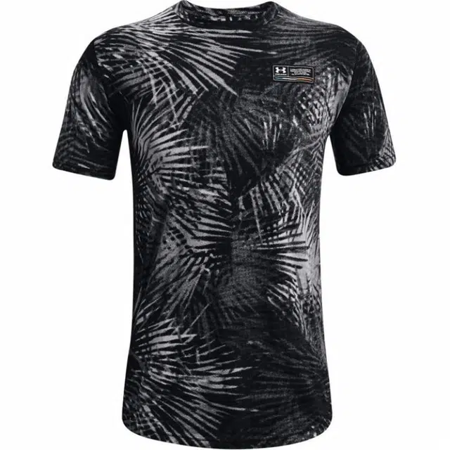 Under Armour T