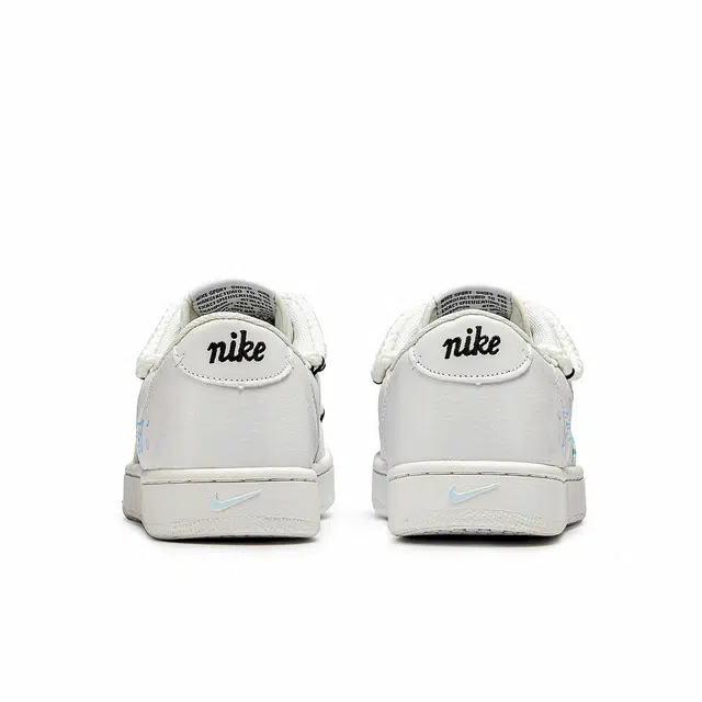 Nike Court Vintage