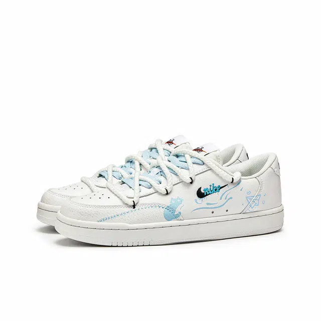 Nike Court Vintage