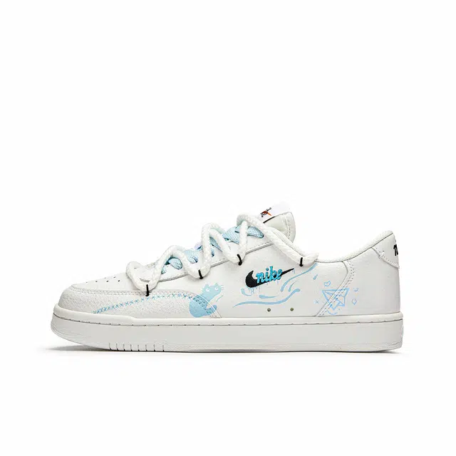 Nike Court Vintage