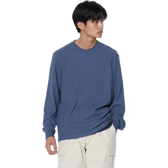 UNIQLO Waffle Crewneck Long Sleeve Tee