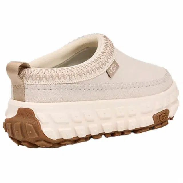 UGG Venture Daze