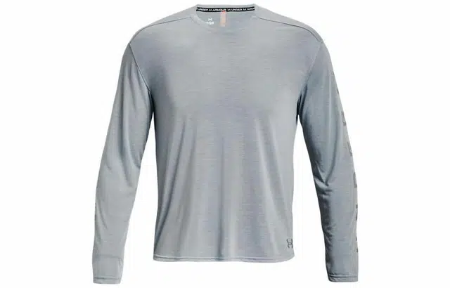 Under Armour T