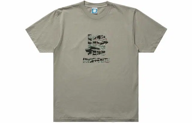 UNDEFEATED Logo T-Shirt