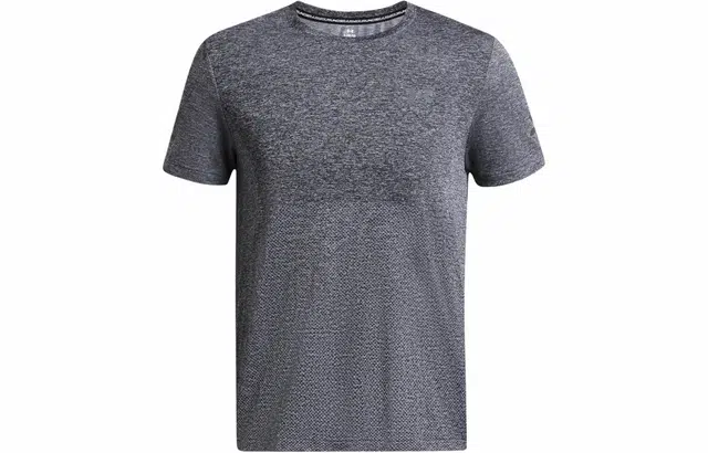 Under Armour T