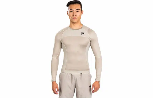 VENUM T -040