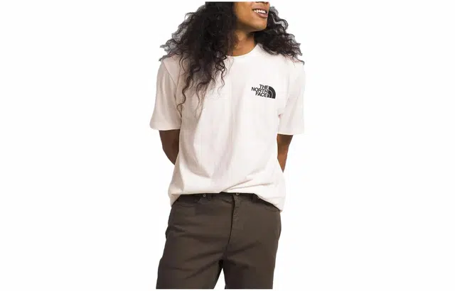 THE NORTH FACE Short-Sleeve Box Nse Tee LogoT