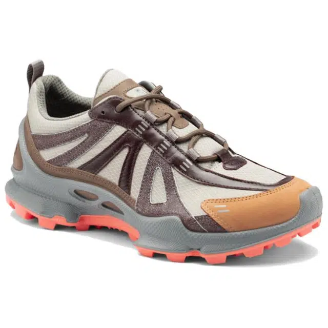 Natacha ecco BIOM C-TRAIL