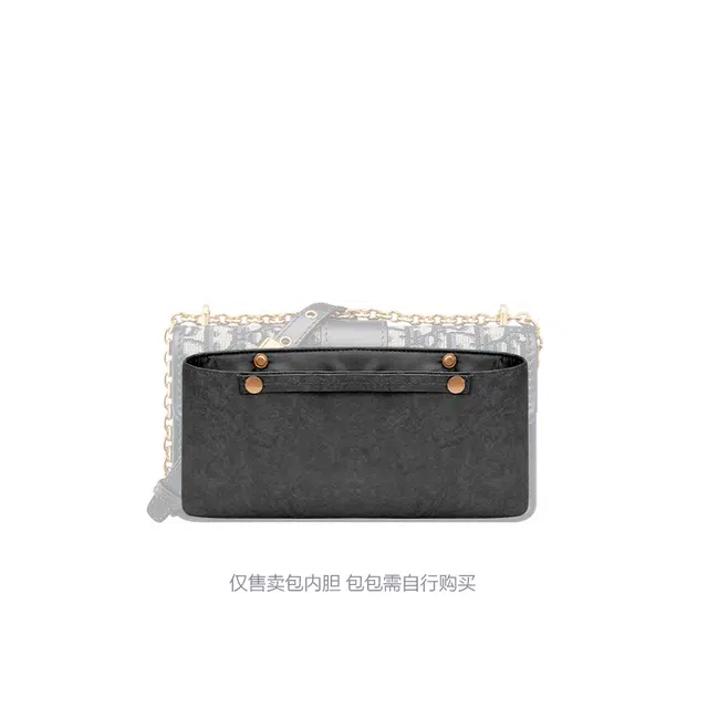 Dior30Montaigne East-West