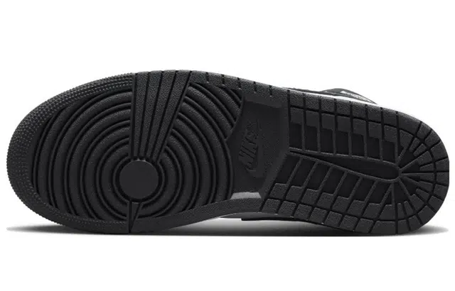 Jordan Air Jordan 1 1 Mid SE "Panda Elephant" EIGHT