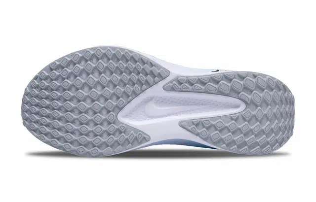 Nike Quest 6