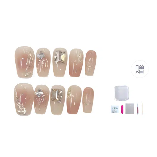 几多萌 轻奢风气质爆闪香  穿戴甲 短梯香槟腮红晕染 纯欲