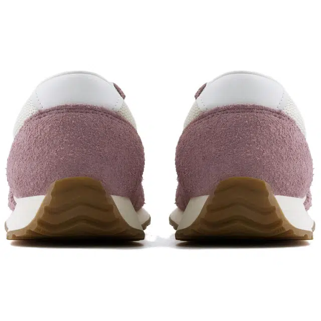 New Balance NB 471