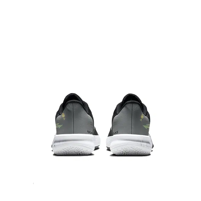 Nike Precision 7