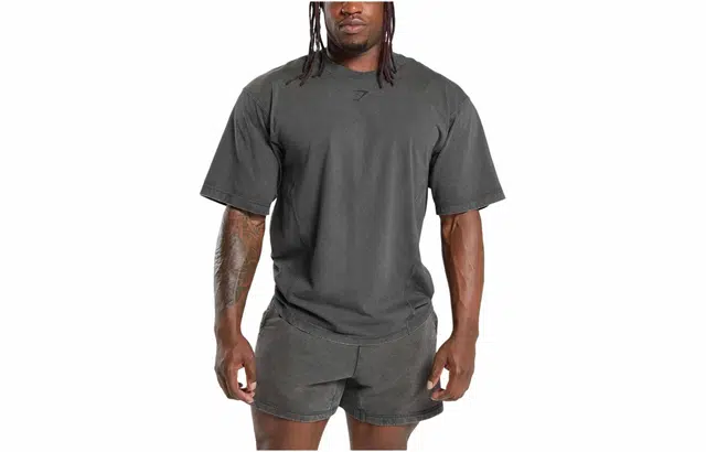 GYMSHARK T