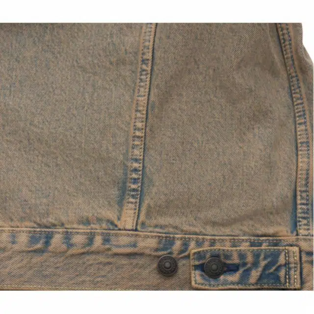 levis