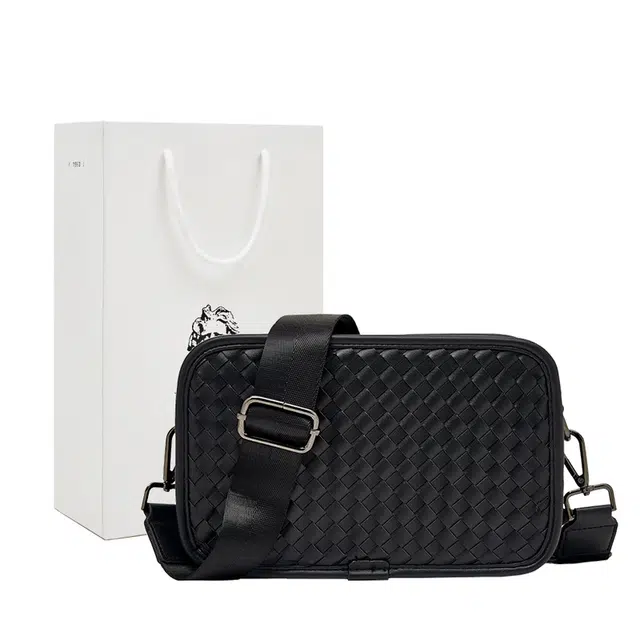 老人头 休闲百搭 合成革 斜挎包 女款 黑色