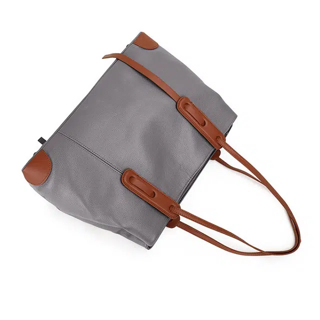PESASRIE Tote