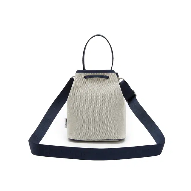 Champion C Logo Bucket Bag 2.0 logo