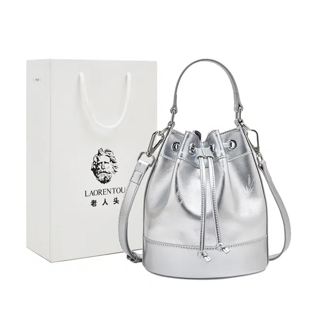 老人头 简约时尚小众潮流抽绳 头层牛皮 单肩水桶包斜挎手提包 女款 银色/黑色