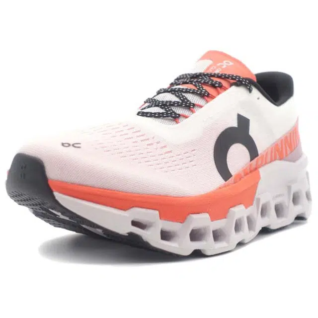 On Cloudsurfer Trail Waterproof