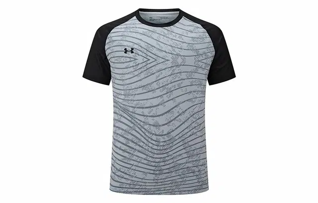Under Armour Logo T