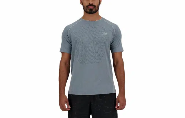 New Balance Logo T