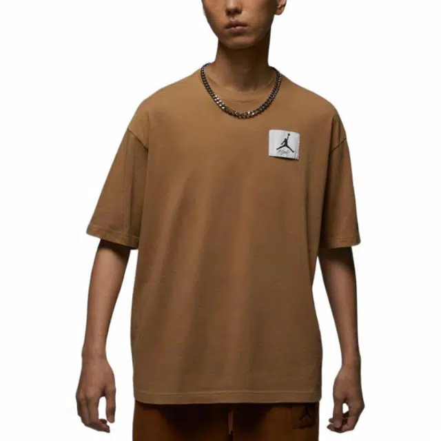 Nike OVERSIZE logoT