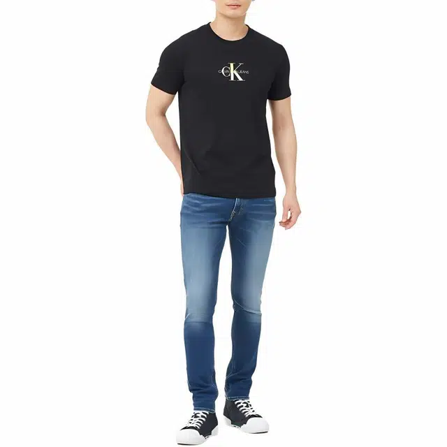 CKCalvin Klein LogoT