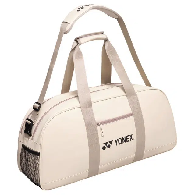 YONEX