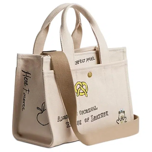 COACH CARGO 26 Tote