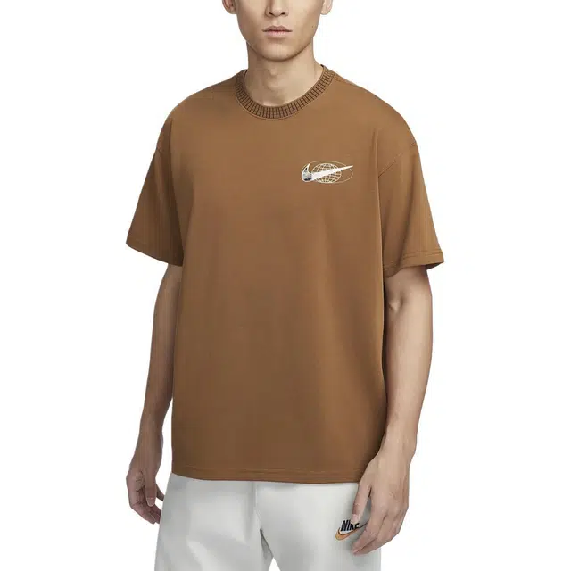 Nike Sportswear LogoT