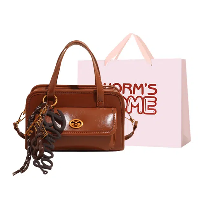 WORM'S HOME PU