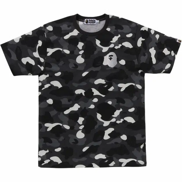 A BATHING APE T