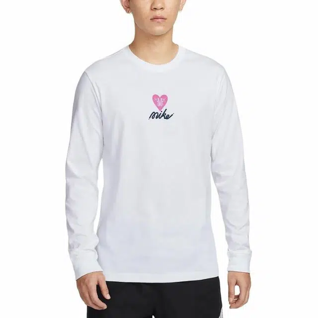 Nike Sportswear FW25 T