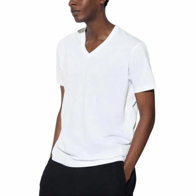 UNIQLO VT