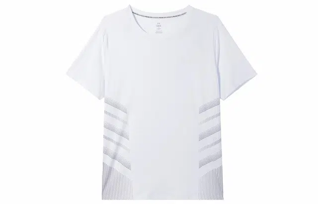 Under Armour T