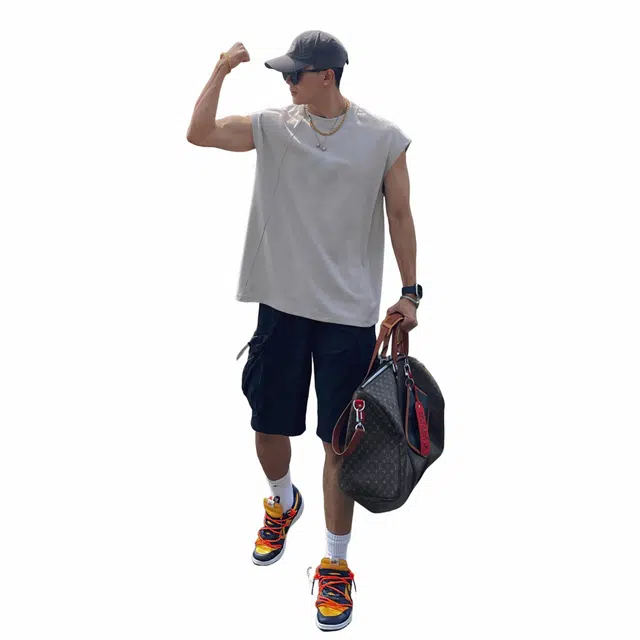 URBAN AUTHENTIC T