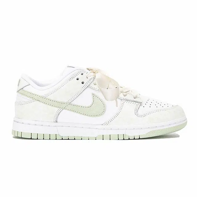 Nike Dunk Low WMNS
