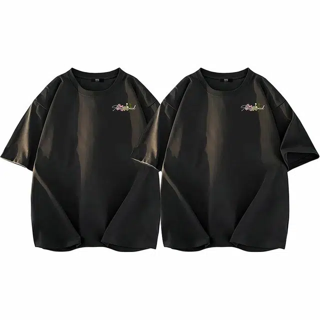 UNthemed T