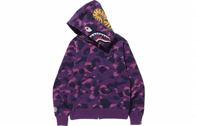 A BATHING APE Shark Hoodie