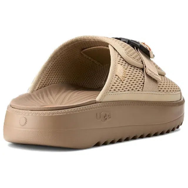 UGG Maxxer Slide 2.0