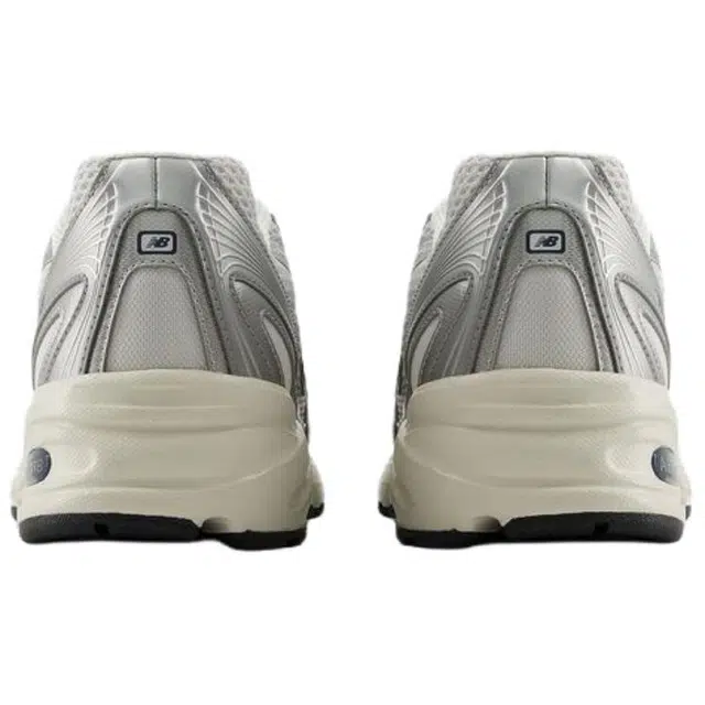 New Balance 740 White