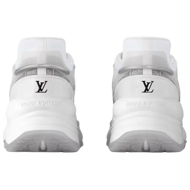 LOUIS VUITTON Run 55